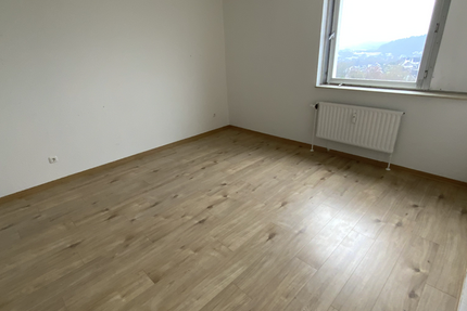 Wohnung Kreuztal - 3 Zimmer, 77 m&sup2;, 431&euro; | Angebot:25233914