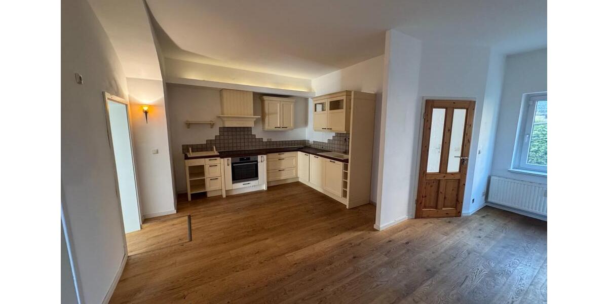 Schöne Wohnung mit 3-4 Zimmern in Bugk zu vermieten 3 zimmer