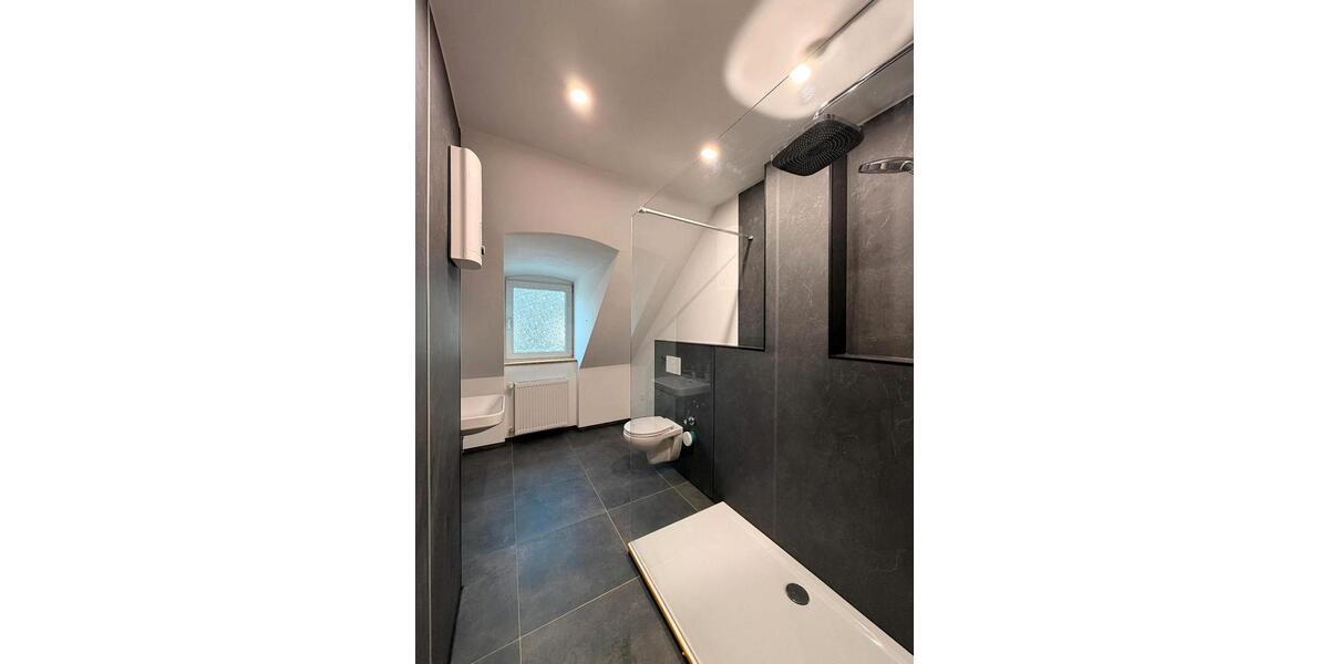 Dachgeschoßwohnung Koblenz - 2 Zimmer, 35 m&sup2;, 800&euro; | Angebot:26381945