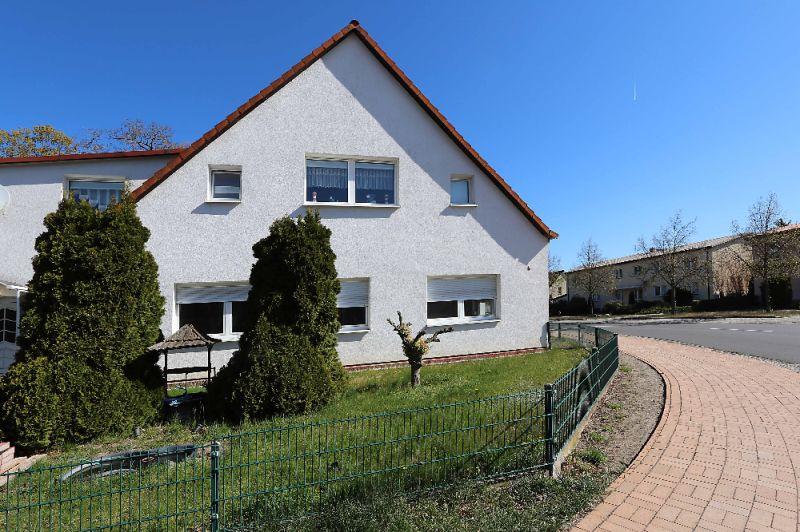 Etagenwohnung Ferdinandshof - 3 Zimmer, 100 m&sup2;, 615&euro; | Angebot:26344740
