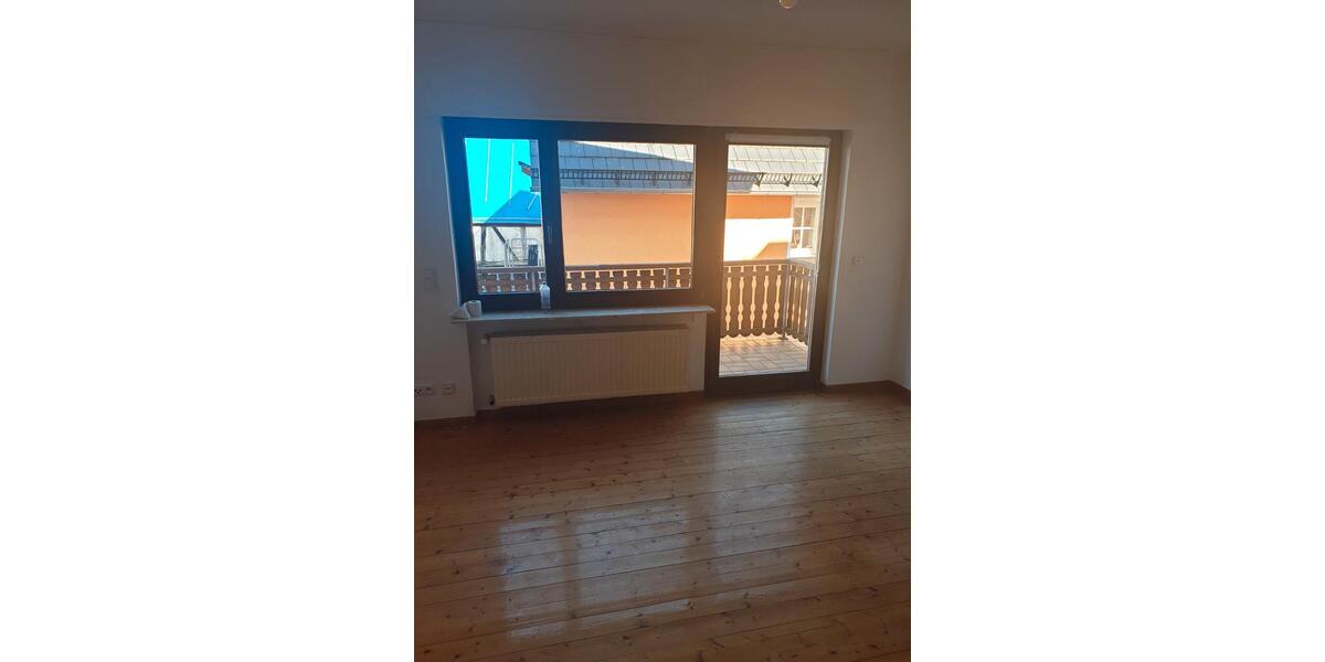 Etagenwohnung Rüdesheim am Rhein - 4 Zimmer, 85 m&sup2;, 650&euro; | Angebot:26267005