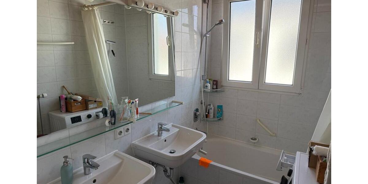 Dachgeschoßwohnung Reutlingen - 2 Zimmer, 54 m&sup2;, 780&euro; | Angebot:25919130