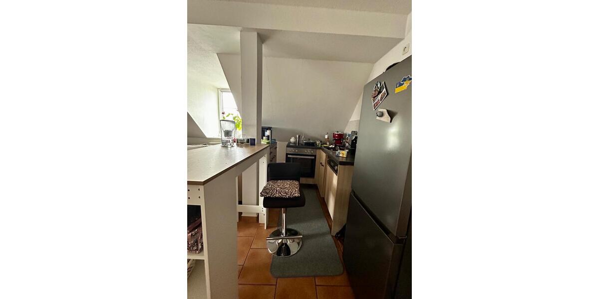 Dachgeschoßwohnung Eisenhüttenstadt - 1 Zimmer, 36 m&sup2;, 350&euro; | Angebot:26403890
