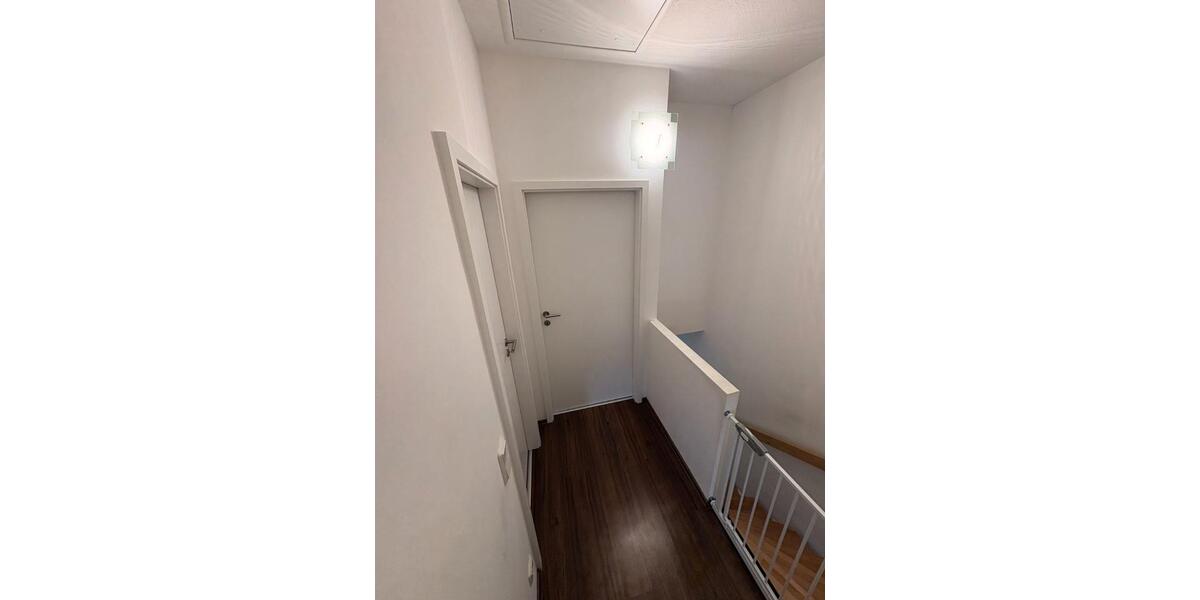 Reihenhaus Kaltenkirchen - 5 Zimmer, 141 m&sup2;, 1.890&euro; | Angebot:26458909