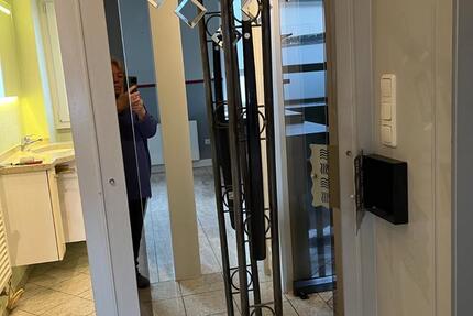 Hochwertige Erdgeschosswohnung für Paar ab 40 Jahren 3 zimmer