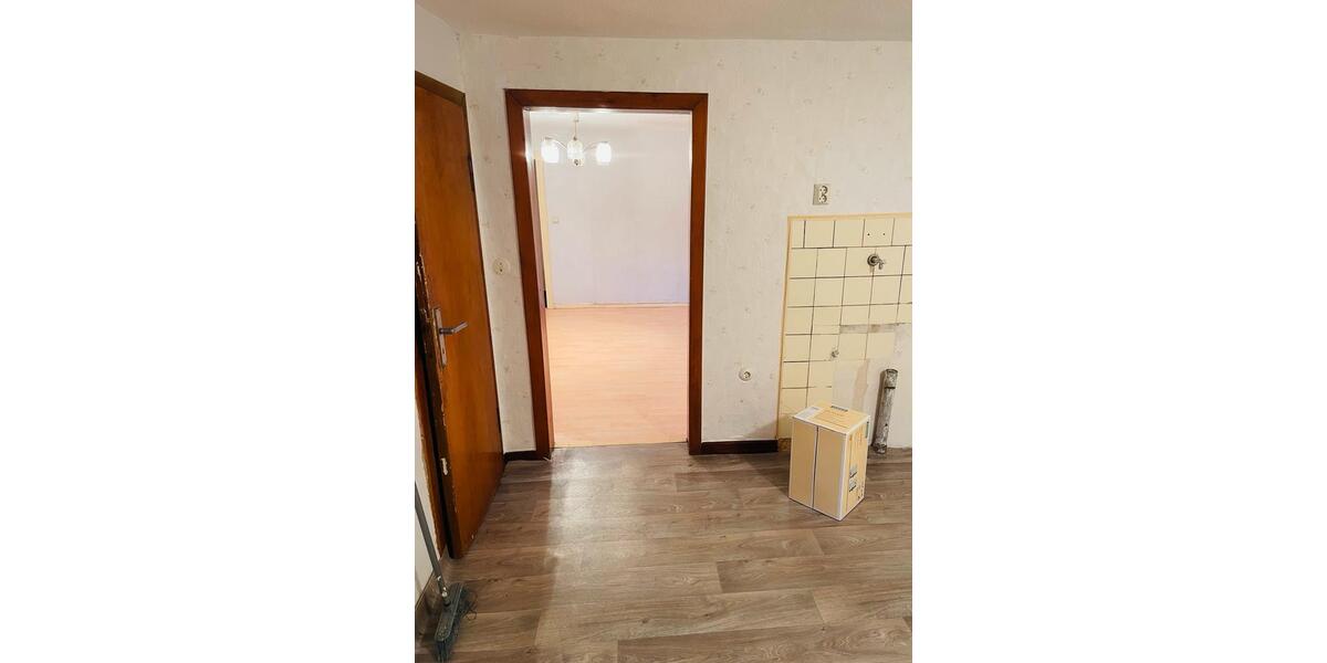 Etagenwohnung Windeck - 4 Zimmer, 100 m&sup2;, 1.450&euro; | Angebot:25149997