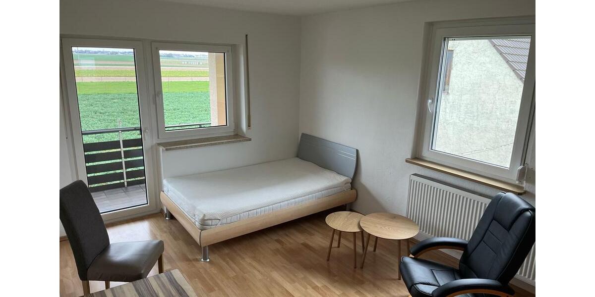 Etagenwohnung Neuried - 4 Zimmer, 18 m&sup2;, 330&euro; | Angebot:24785894