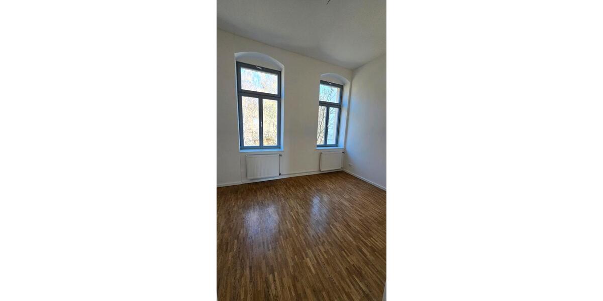 Etagenwohnung Bannewitz - 4 Zimmer, 112 m&sup2;, 1.450&euro; | Angebot:26030270