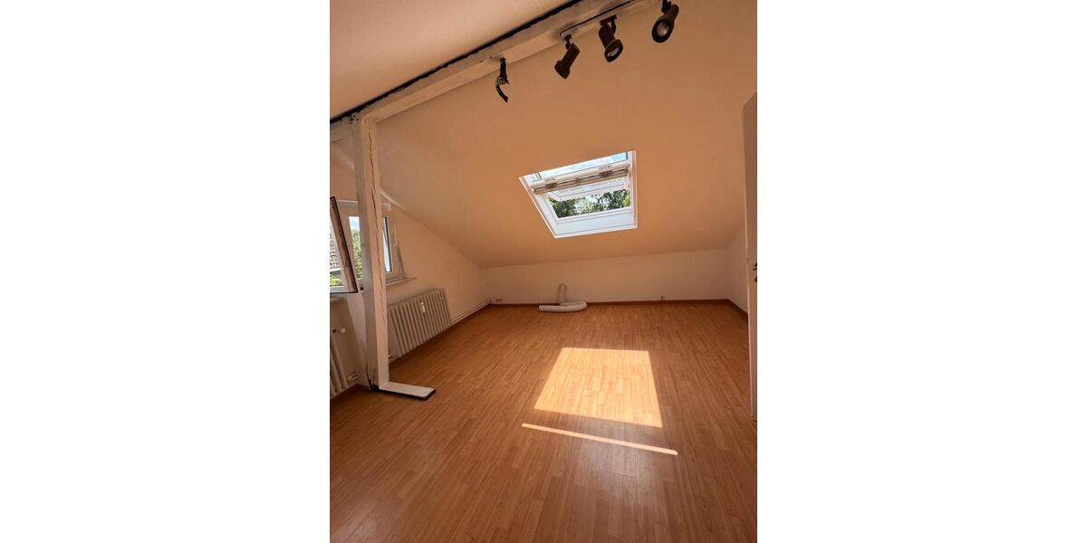 Dachgeschoßwohnung Hannover Nord - 2 Zimmer, 55 m&sup2;, 700&euro; | Angebot:26618685