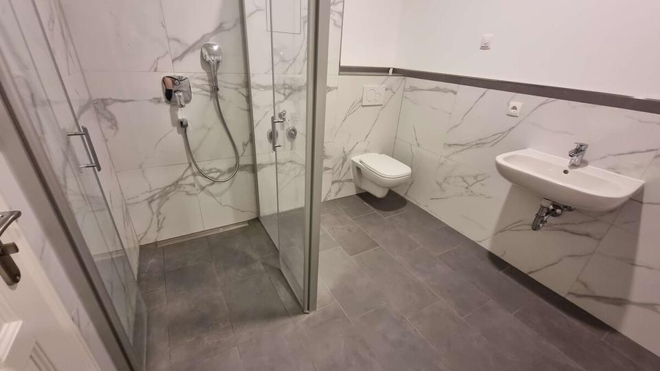 Erdgeschoßwohnung Görlitz - 3 Zimmer, 74 m&sup2;, 698&euro; | Angebot:24121553