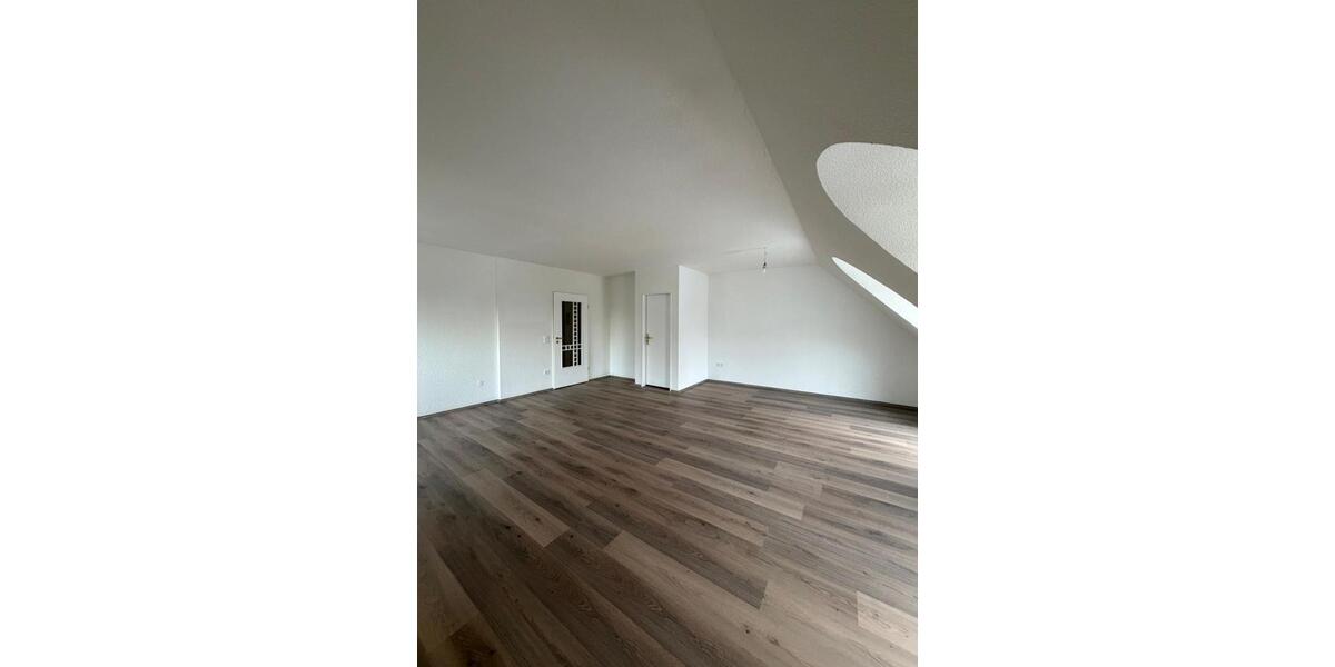 Maisonettenwohnung Velbert - 2 Zimmer, 80 m&sup2;, 1.150&euro; | Angebot:24438655