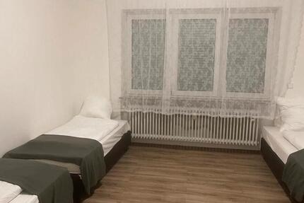 Wohnen auf Zeit Wiesloch - 10 Zimmer, 25 m&sup2;, 12&euro; | Angebot:26153916