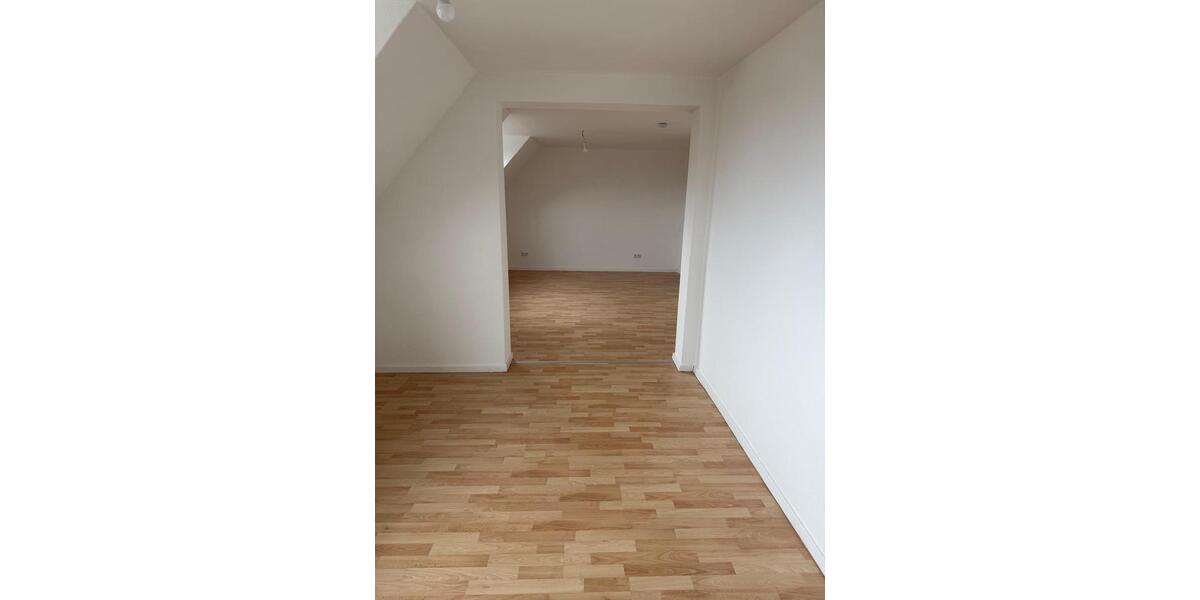 Dachgeschoßwohnung Dortmund Bövinghausen - 4.5 Zimmer, 97 m&sup2;, 930&euro; | Angebot:26617947