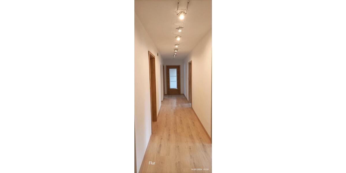 Etagenwohnung Ascha - 3 Zimmer, 95 m&sup2;, 750&euro; | Angebot:26615836