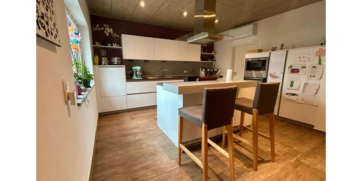 Bungalow Stetten - 4 Zimmer, 153 m&sup2;, 1.900&euro; | Angebot:24385423