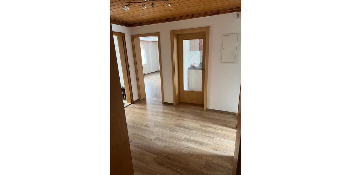 Etagenwohnung Fischach - 4 Zimmer, 95 m&sup2;, 1.100&euro; | Angebot:26638644