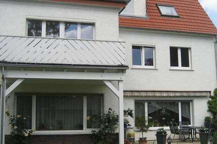 Wohnung Bad Salzuflen - 3 Zimmer, 100 m&sup2;, 800&euro; | Angebot:26866780