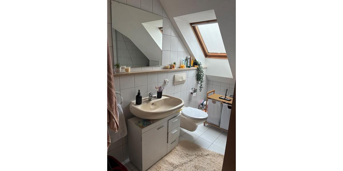 Dachgeschoßwohnung Vohburg an der Donau - 3 Zimmer, 64 m&sup2;, 1.200&euro; | Angebot:25416858