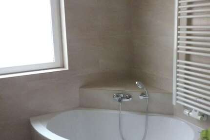 Wohnung Bad-Abbach Abbach - 4 Zimmer, 108 m&sup2;, 1.100&euro; | Angebot:27643034