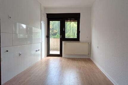 Wohnung Gelsenkirchen Gelsenkirchen-Mitte - 3 Zimmer, 75 m&sup2;, 540&euro; | Angebot:26381543