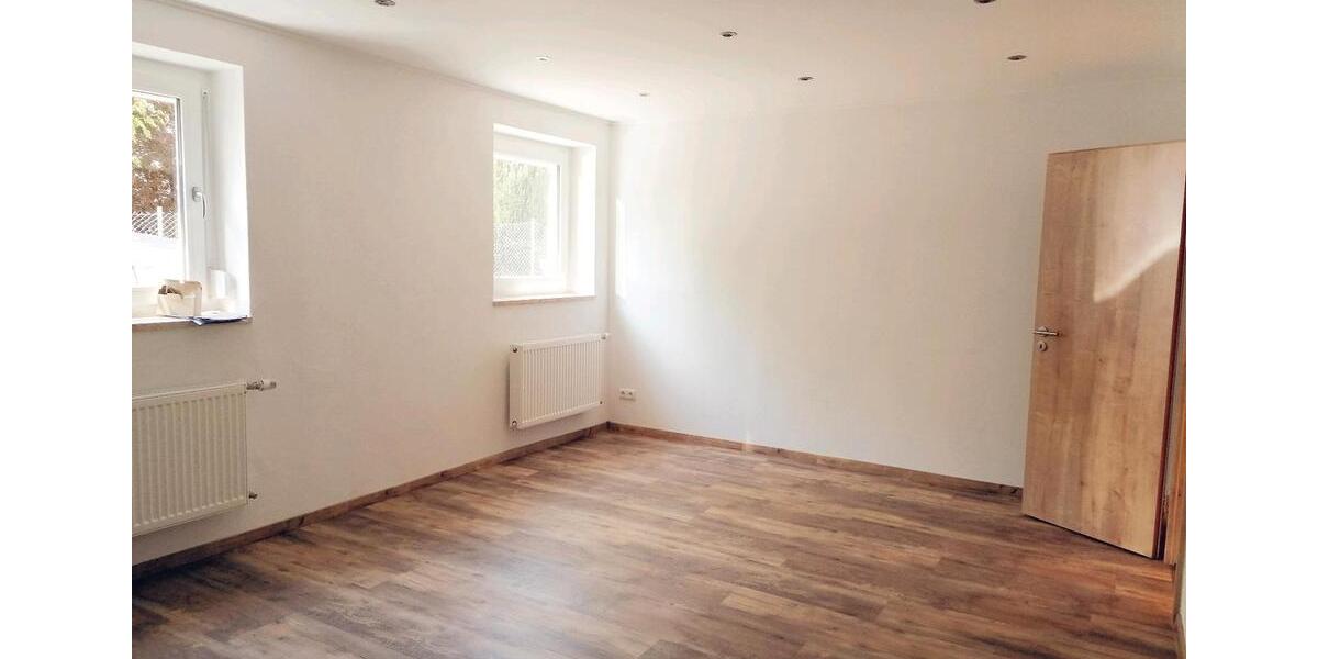 Etagenwohnung Freyung - 3 Zimmer, 90 m&sup2;, 720&euro; | Angebot:26538634