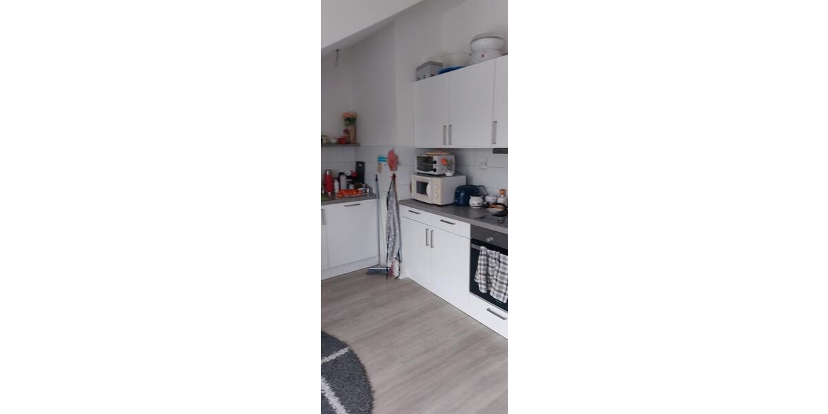 Dachgeschoßwohnung Singen (Hohentwiel) - 3 Zimmer, 70 m&sup2;, 1.050&euro; | Angebot:26489759