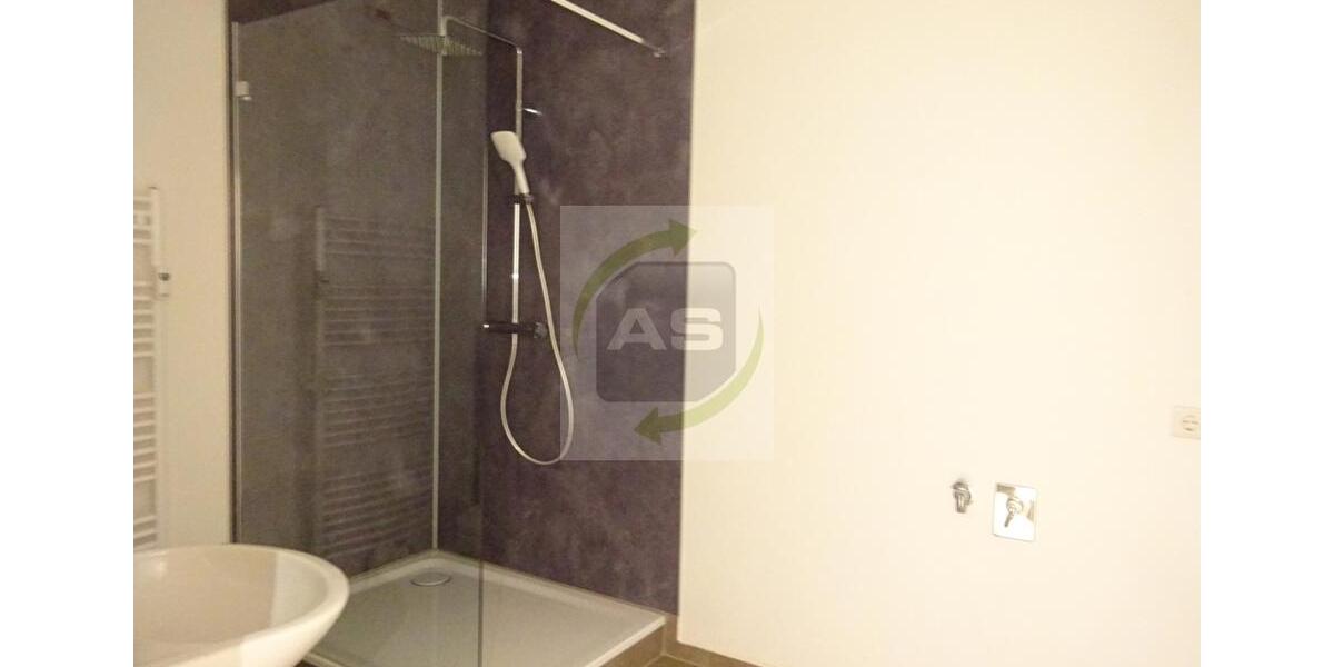 Etagenwohnung Zwickau - 4 Zimmer, 161 m&sup2;, 1.156&euro; | Angebot:26263464