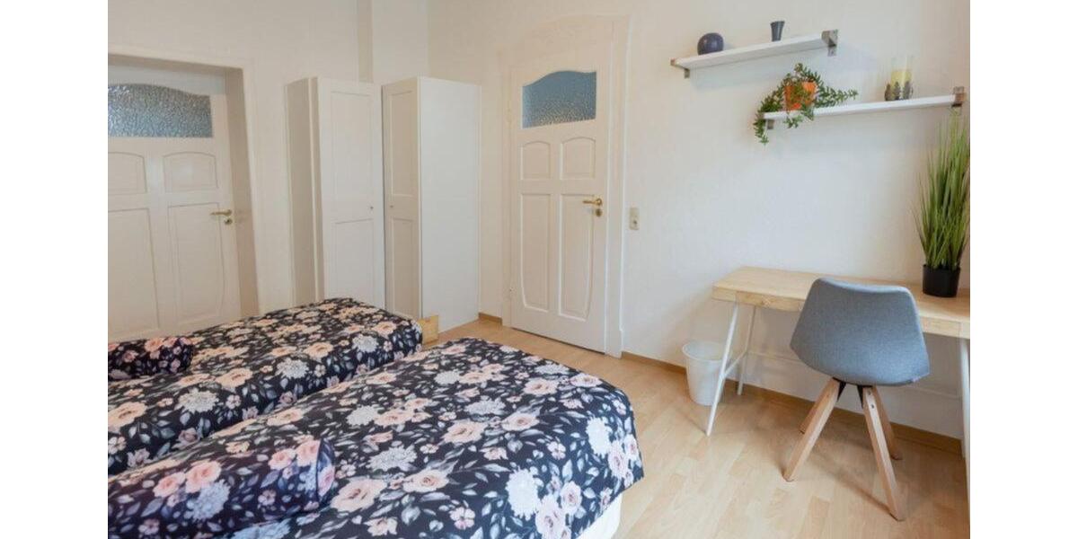 Wohnen auf Zeit Auerbach/Vogtland Vogtland - 4 Zimmer, 100 m&sup2;, 70&euro; | Angebot:25656663