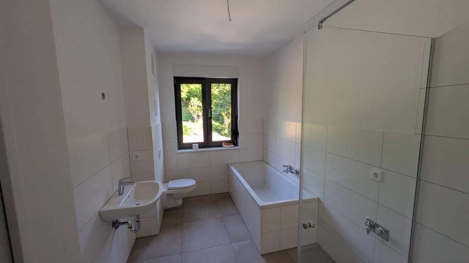 Etagenwohnung Frankfurt (Oder) - 3 Zimmer, 79 m&sup2;, 517&euro; | Angebot:26645244