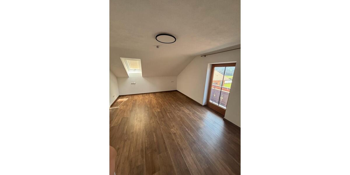 Dachgeschoßwohnung Oy-Mittelberg Mittelberg - 3 Zimmer, 88 m&sup2;, 1.400&euro; | Angebot:26706089