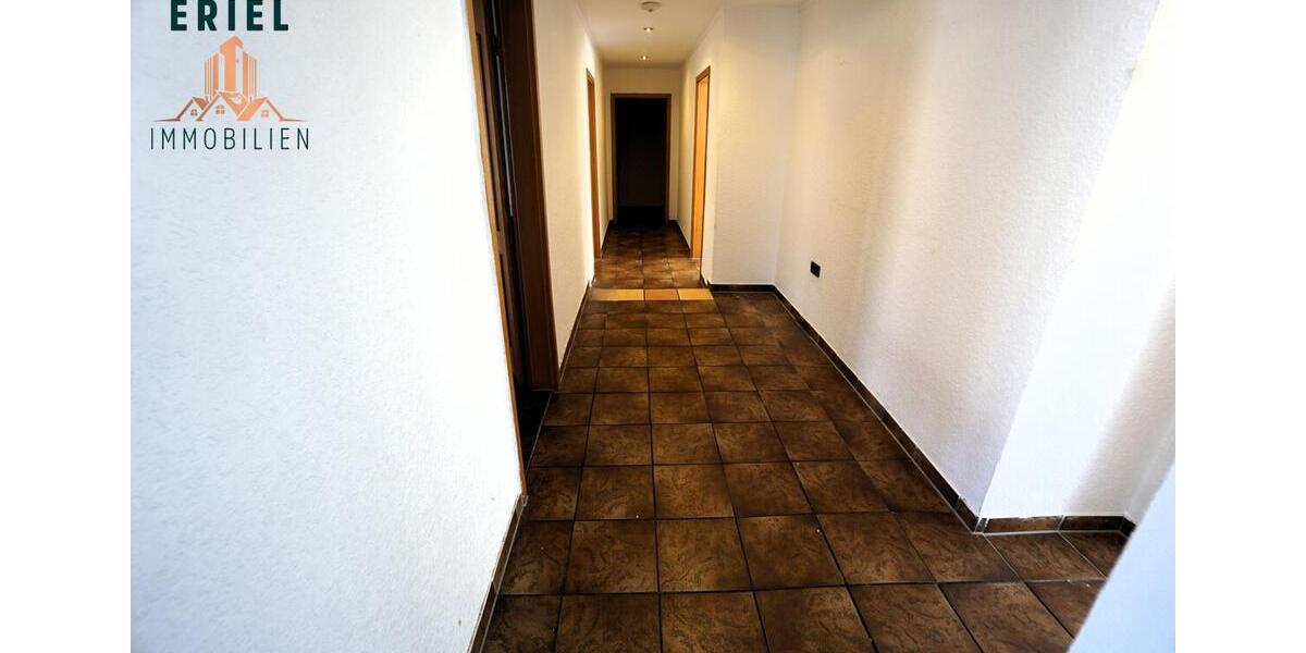 Etagenwohnung Aurich - 5 Zimmer, 125 m&sup2;, 950&euro; | Angebot:26480938
