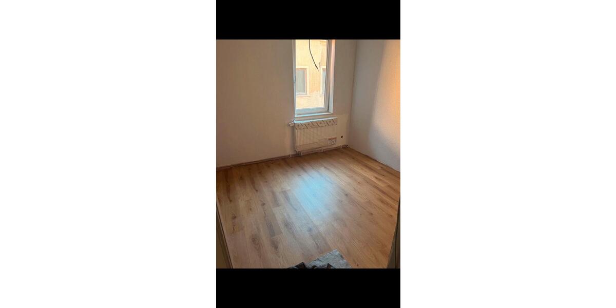 Erdgeschoßwohnung Waltershausen - 5 Zimmer, 113 m&sup2;, 950&euro; | Angebot:26038202