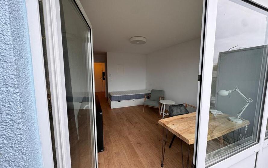 1-Zimmerwohnung mit TV, Wlan, DuscheWC, Küche, Waschmaschine, Trockner und Balkon
