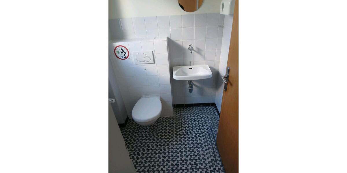 Wohnen auf Zeit Grenzach-Wyhlen Wyhlen - 9 Zimmer, 300 m&sup2;, 399&euro; | Angebot:26153925