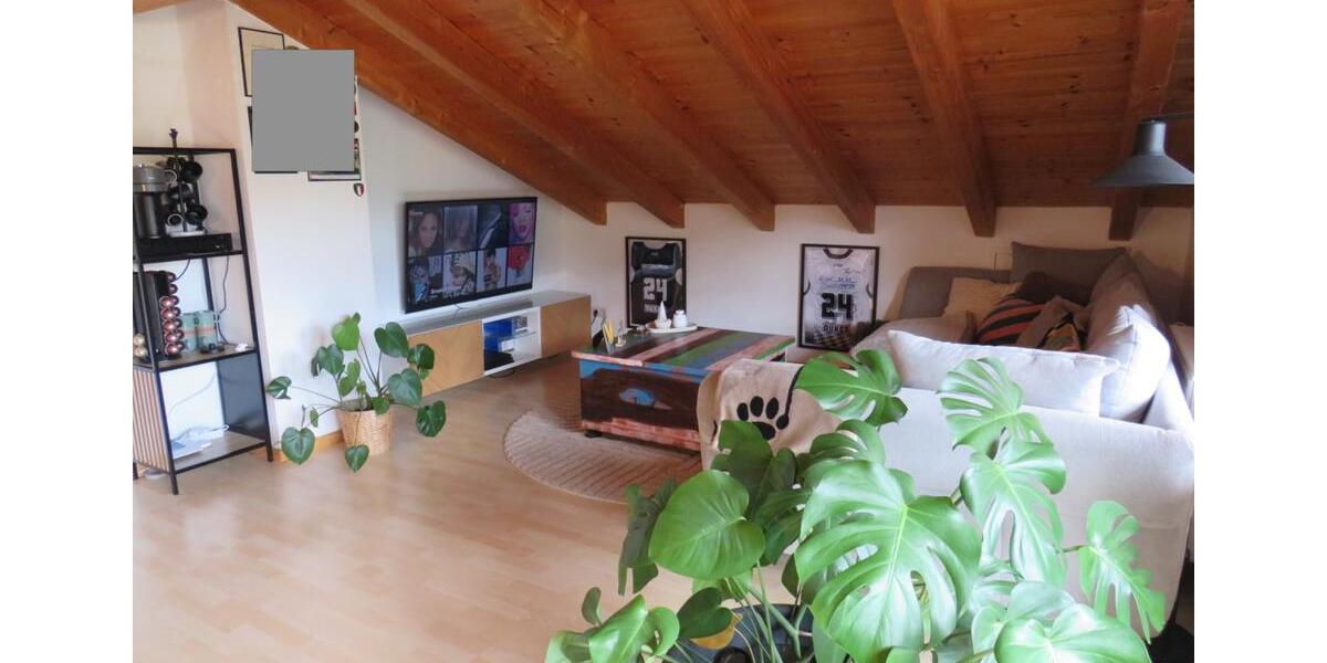 Dachgeschoßwohnung Mittenwald - 3 Zimmer, 80 m&sup2;, 990&euro; | Angebot:26638691