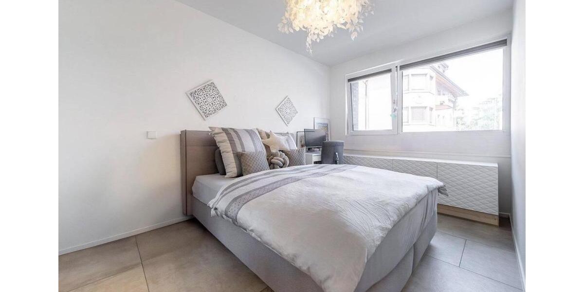 Etagenwohnung Lörrach - 3 Zimmer, 118 m&sup2;, 1.800&euro; | Angebot:26660011