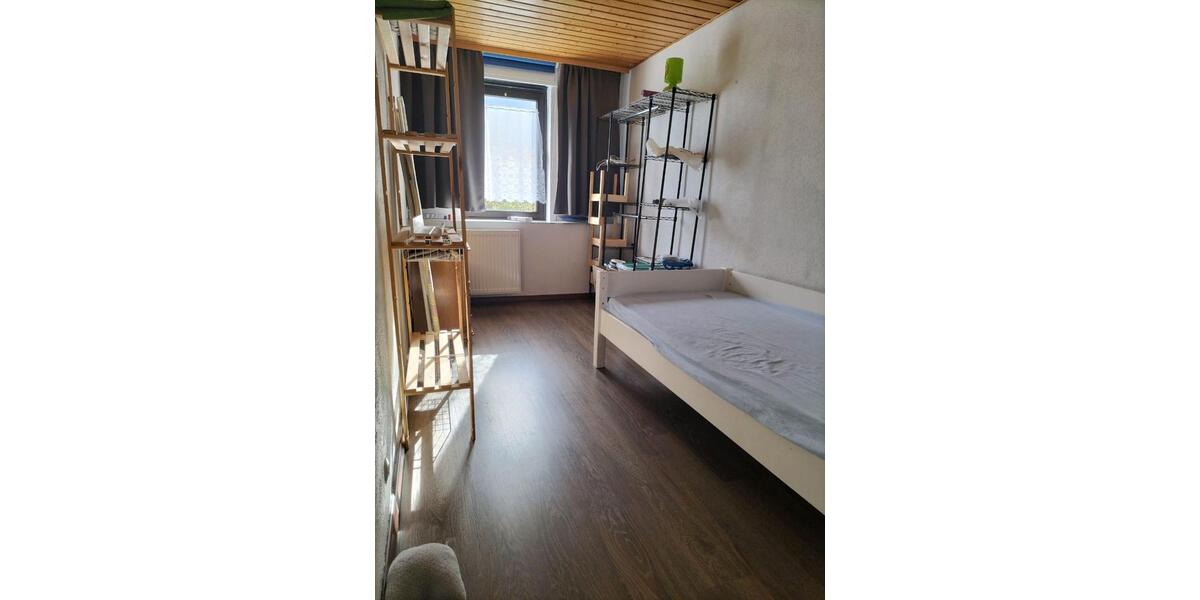 Wohnen auf Zeit Neunkirchen Heinitz - 1 Zimmer, 14 m&sup2;, 330&euro; | Angebot:26251355