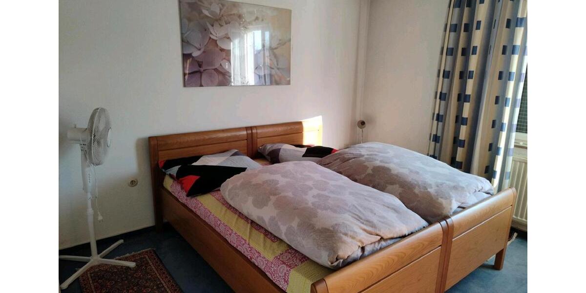 Erdgeschoßwohnung Sindelfingen Eichholz - 2 Zimmer, 50 m&sup2;, 1.200&euro; | Angebot:24386433