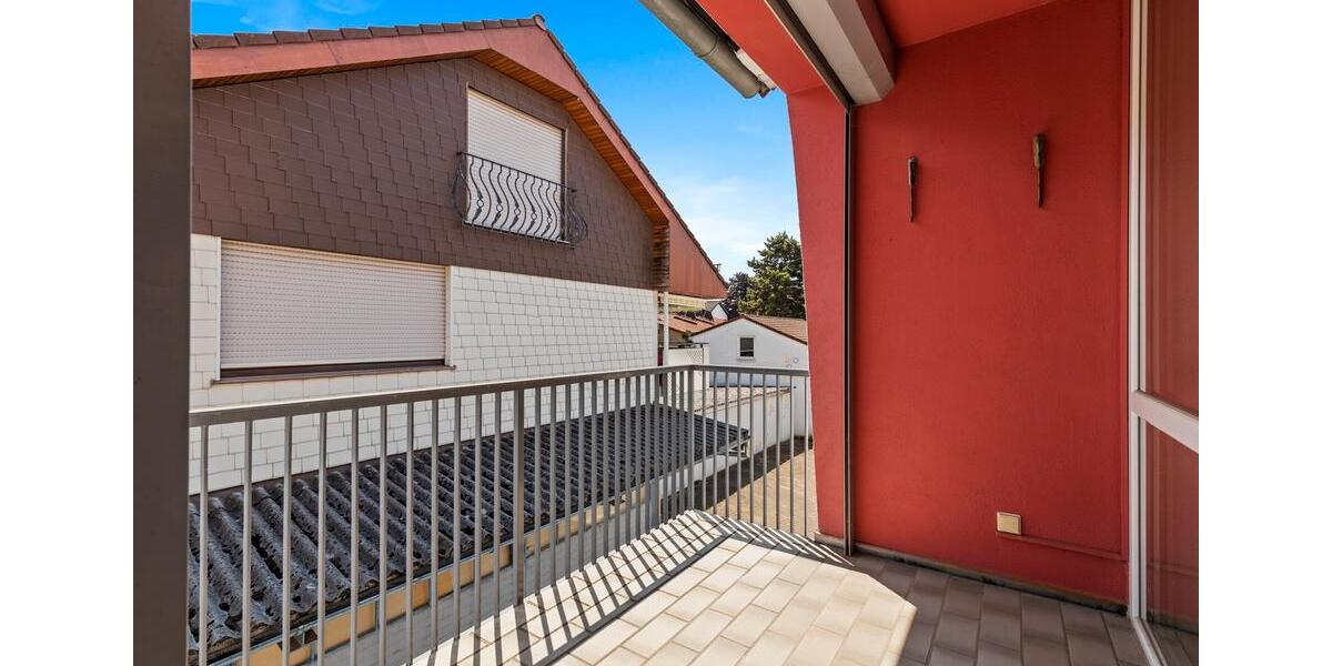 Etagenwohnung Sinzheim - 3 Zimmer, 126 m&sup2;, 1.650&euro; | Angebot:26213311