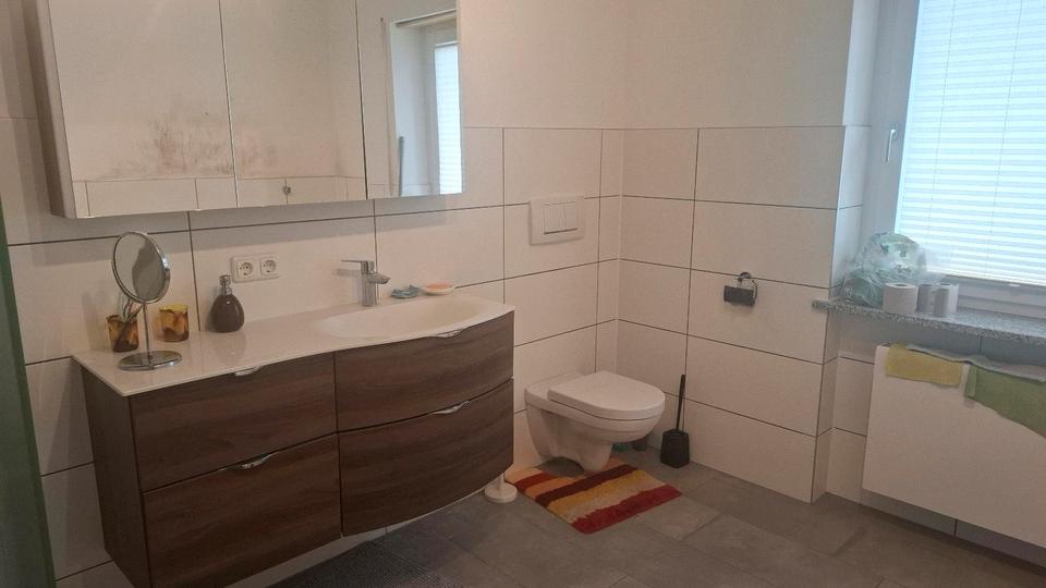 Erdgeschoßwohnung Neufahrn bei Freising Mintraching-Grüneck - 4 Zimmer, 120 m&sup2;, 2.000&euro; | Angebot:25017921
