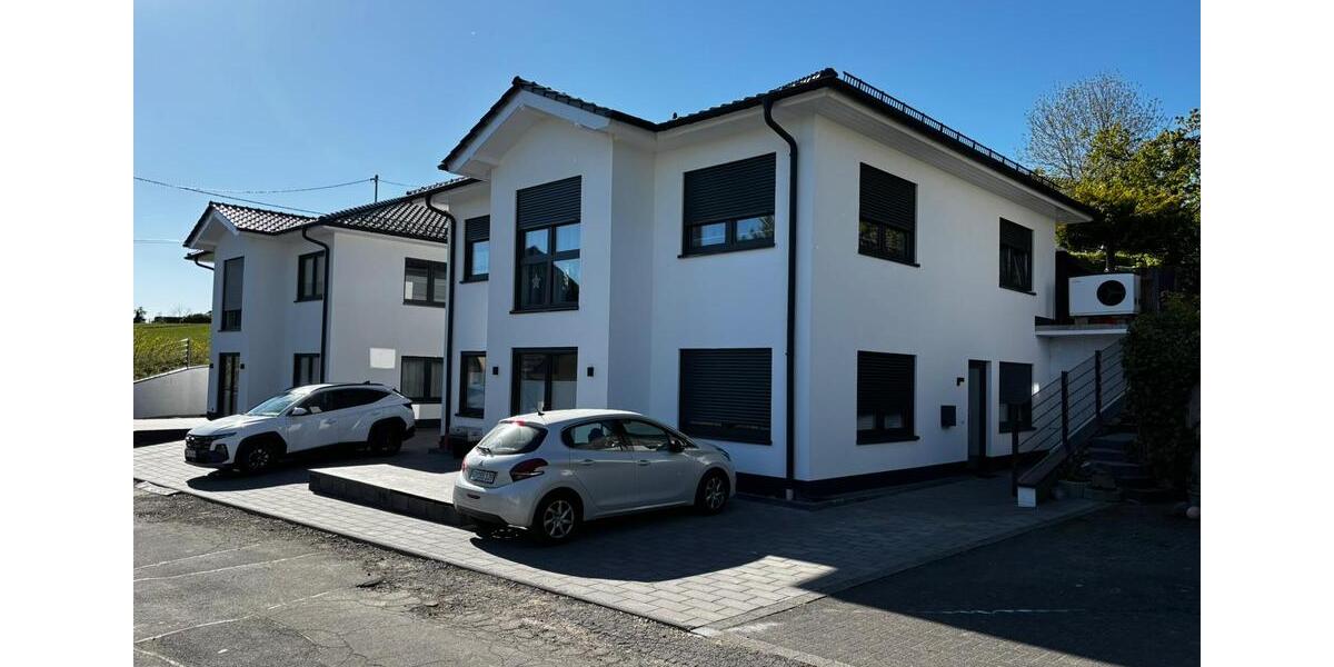 Erdgeschoßwohnung Waldbröl - 2.5 Zimmer, 83 m&sup2;, 1.000&euro; | Angebot:26372658