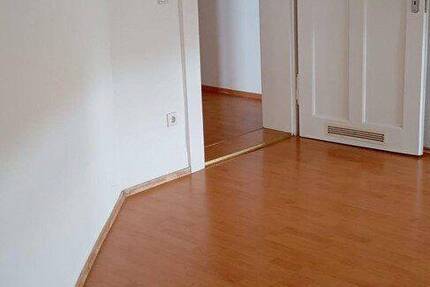 Wohnung Nürnberg Großreuth b Schweinau - 2 Zimmer, 70 m&sup2;, 700&euro; | Angebot:26890733