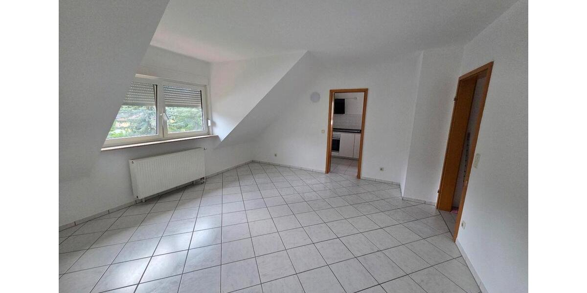 Dachgeschoßwohnung Miltenberg - 3 Zimmer, 62 m&sup2;, 950&euro; | Angebot:26615821