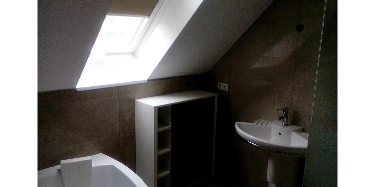 Dachgeschoßwohnung Köthen (Anhalt) - 3 Zimmer, 96 m&sup2;, 550&euro; | Angebot:25891817