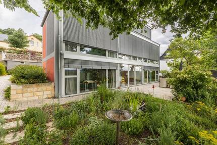 Haus Radebeul - 5 Zimmer, 240 m&sup2;, 2.950&euro; | Angebot:24526213