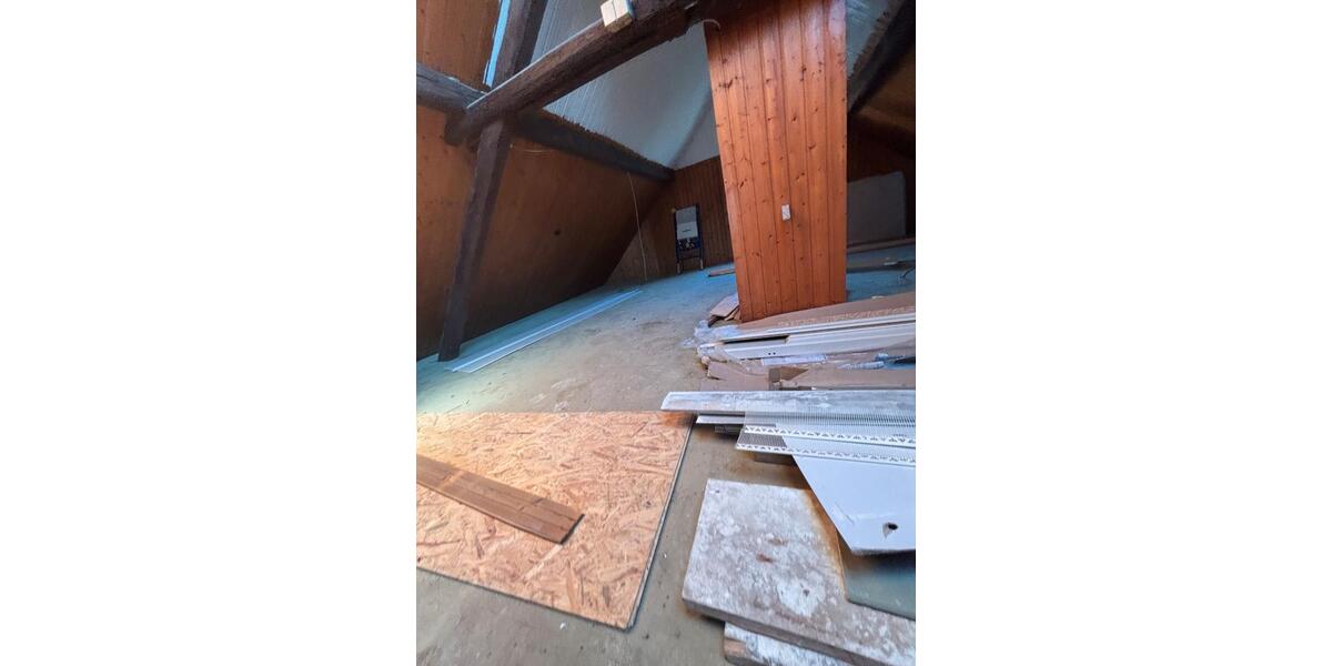 Dachgeschoßwohnung Peterswald-Löffelscheid Löffelscheid - 4 Zimmer, 105 m&sup2;, 820&euro; | Angebot:25328967