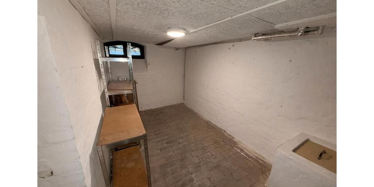 Dachgeschoßwohnung Alsdorf - 3 Zimmer, 92 m&sup2;, 830&euro; | Angebot:26131012