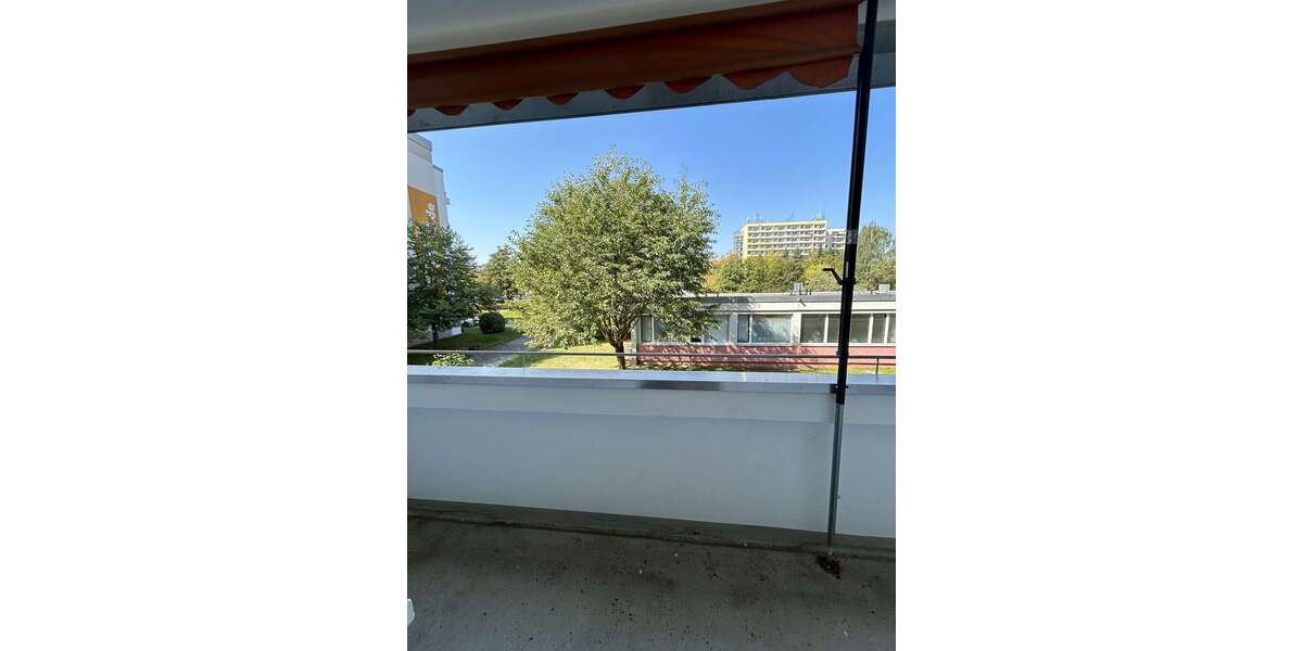 Wohnung zum Mieten in Zwickau 365 € 56 m² 2 zimmer