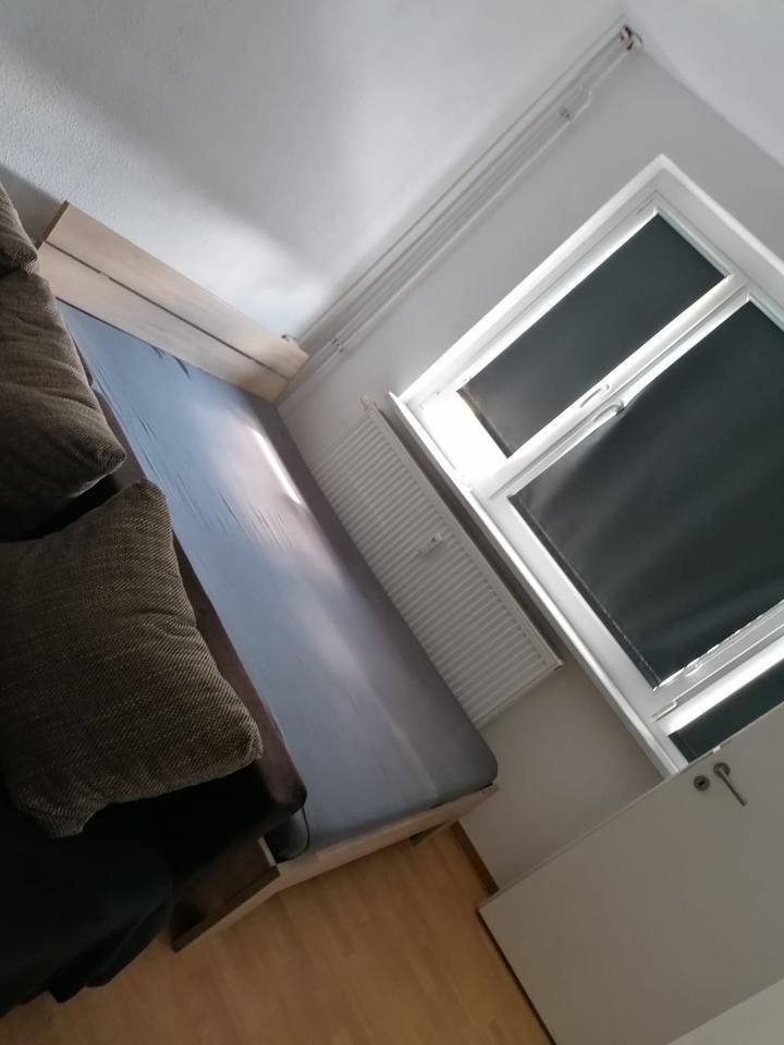 1 Raum Wohnung