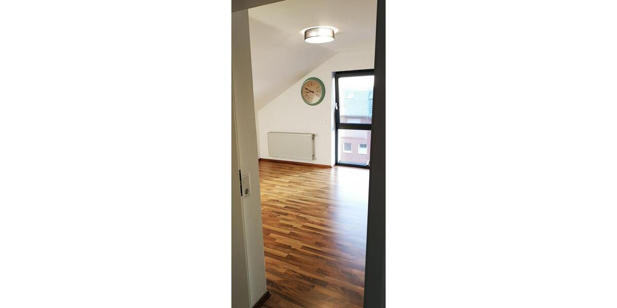 Dachgeschoßwohnung Drensteinfurt - 2 Zimmer, 40 m&sup2;, 440&euro; | Angebot:25106552